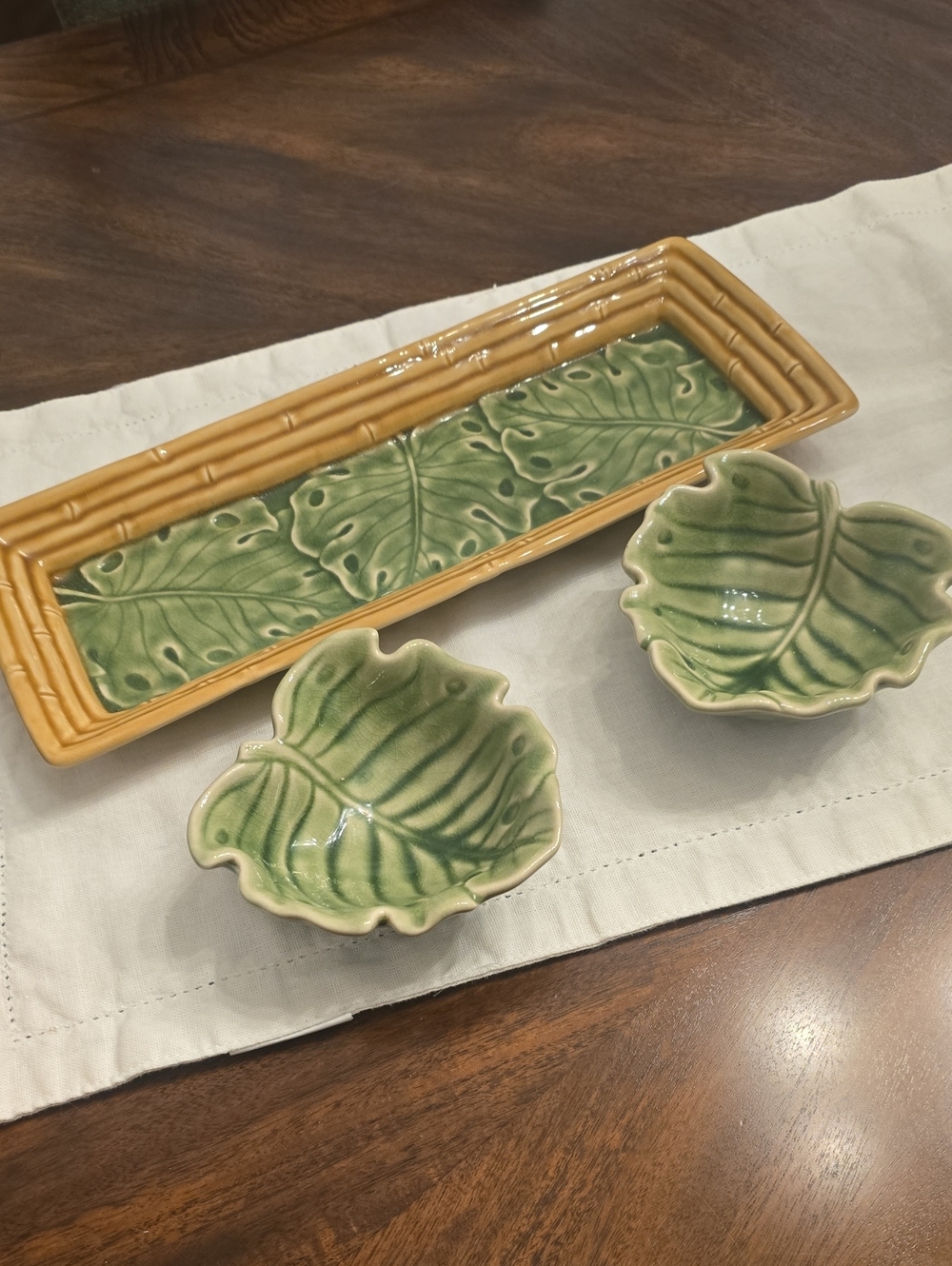 Leaf-Pattern Serving Tray and Dishes - Green & Tan